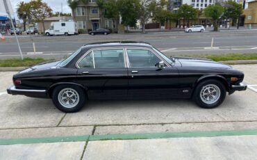 Jaguar-xj6-vanden-plas-1985-black-2