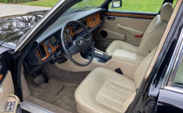 Jaguar-xj6-vanden-plas-1985-black-7