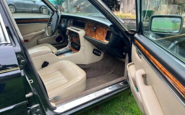 Jaguar-xj6-vanden-plas-edition-1987-black-5