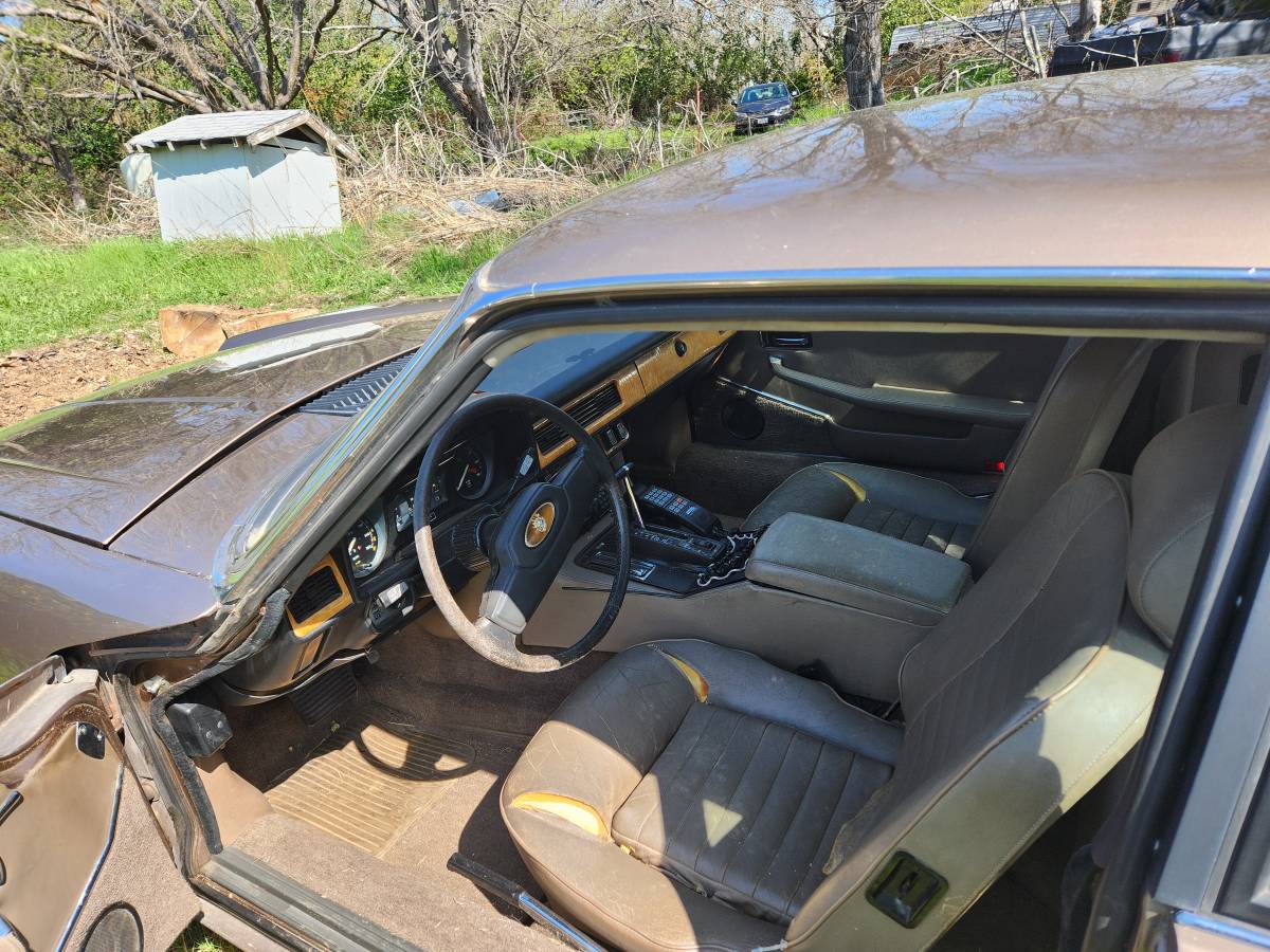 Jaguar-xjs-1985-5
