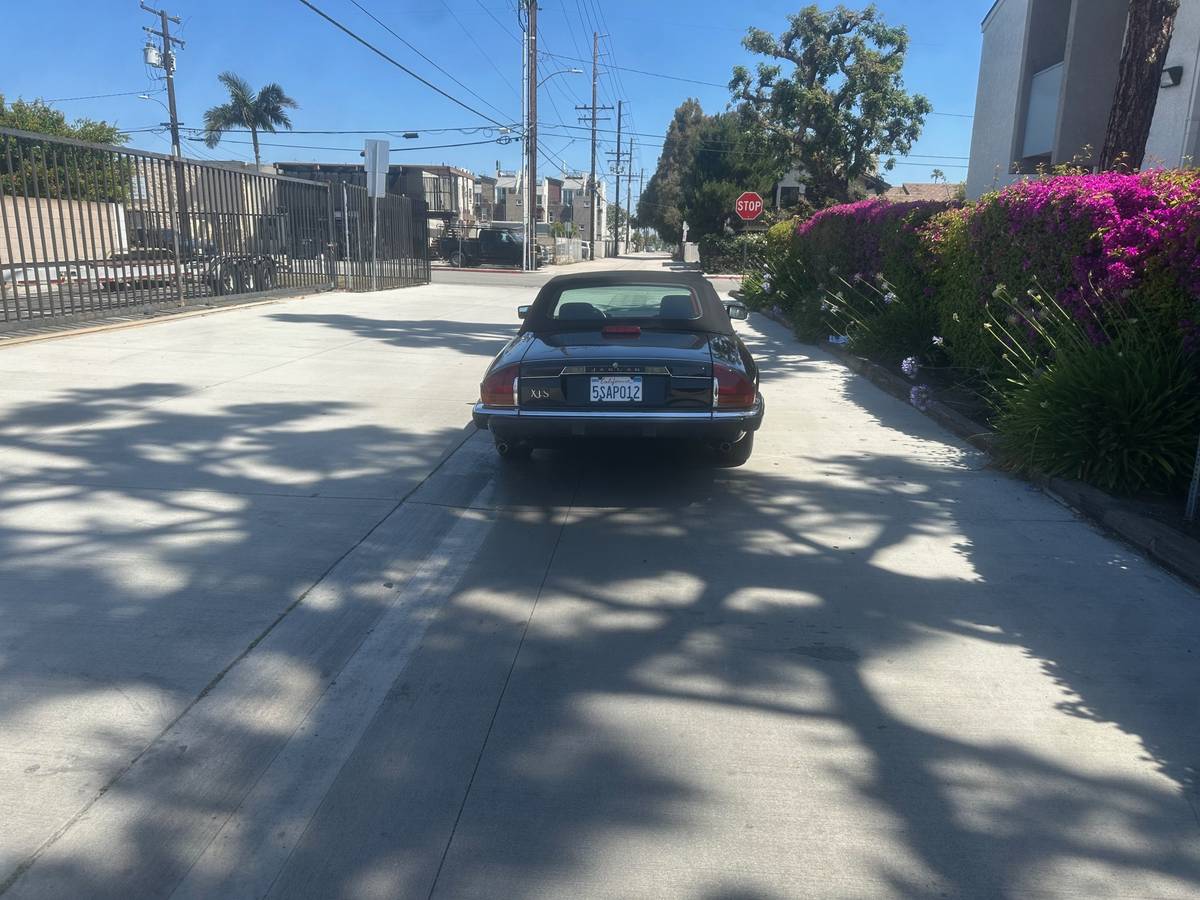Jaguar-xjs-1989-black-14