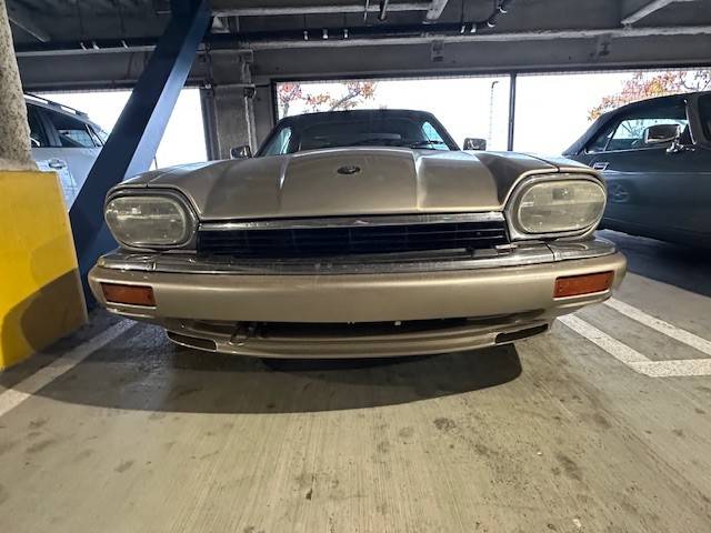 Jaguar-xjs-1995-3