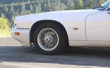 Jaguar-xjs-1996-white-2