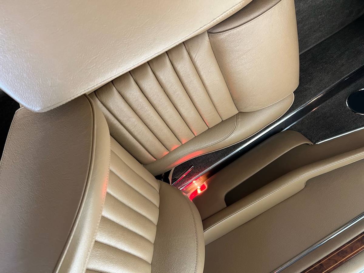 Jaguar-xjs-coupe-v12-1990-grey-11