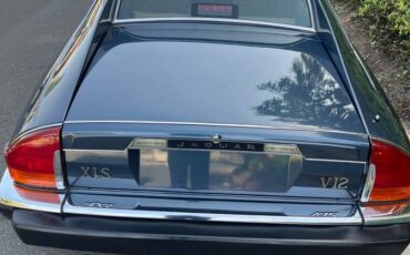 Jaguar-xjs-coupe-v12-1990-grey-2