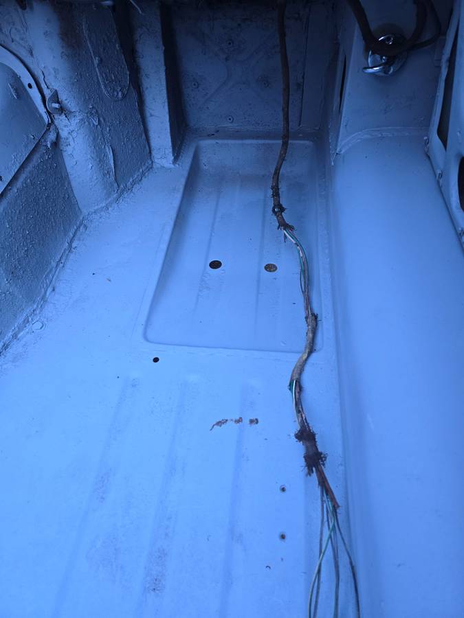 Jaguar-xke-1967-grey-15