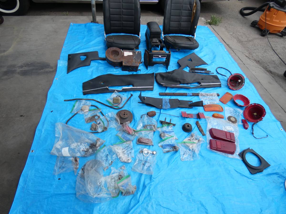 Jaguar-xke-convertible-1969-26