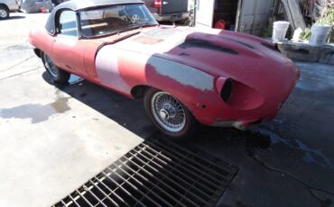 Jaguar-xke-convertible-1969-44