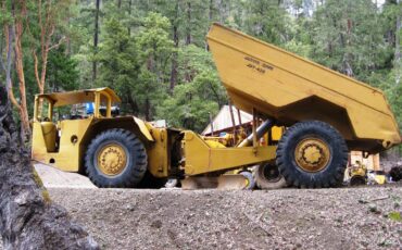 Jarvis-clark-diesel-1964-yellow-10