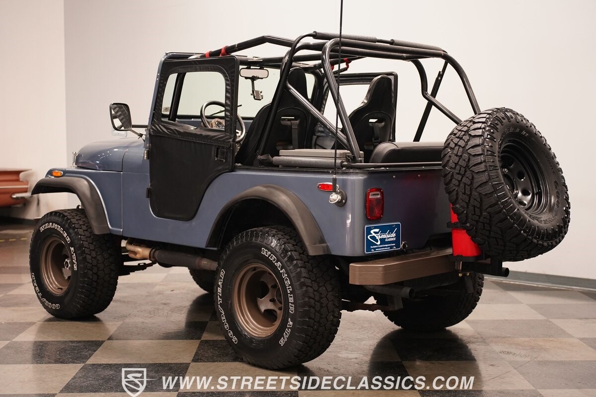 Jeep-CJ-1974-Jeep-11