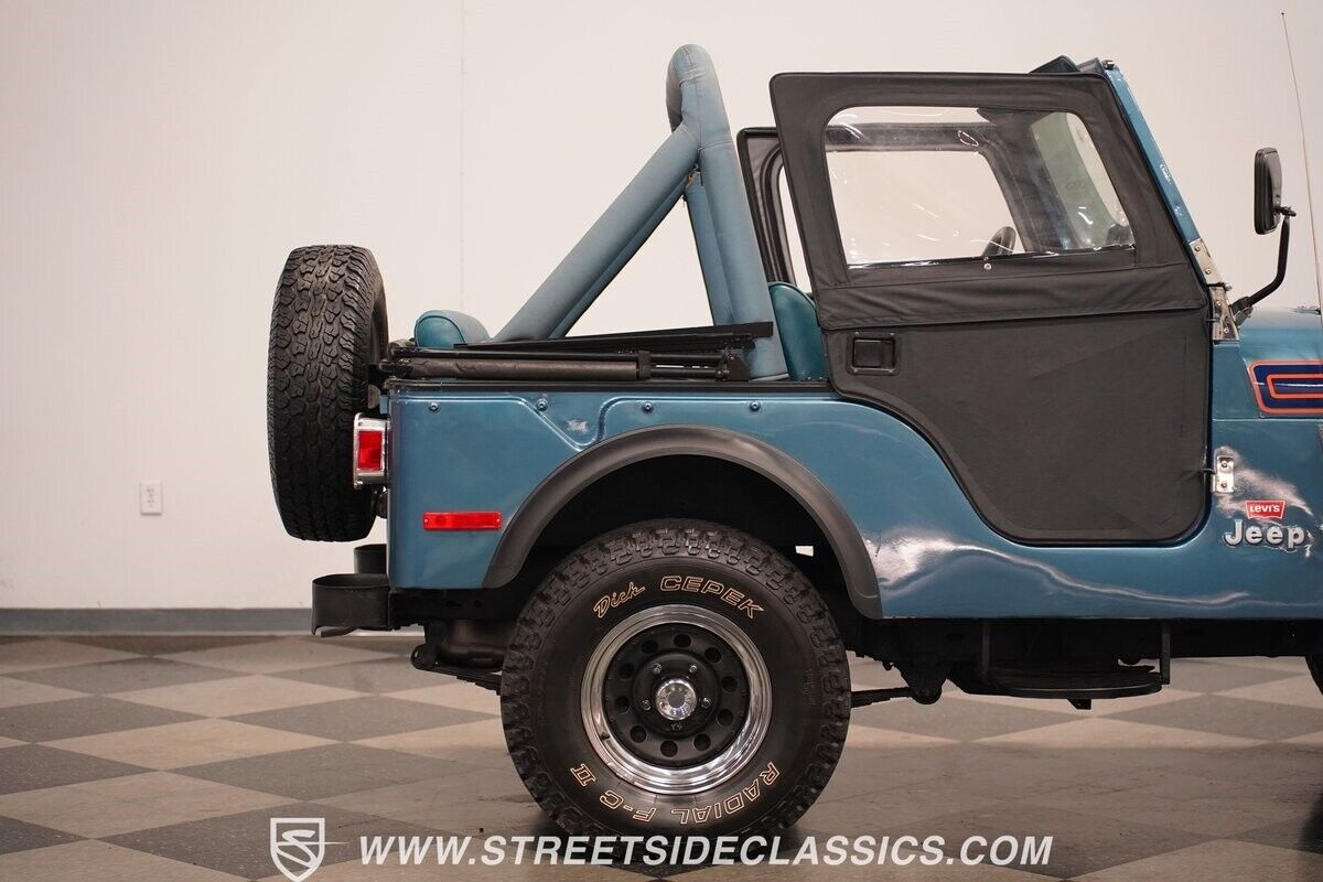 Jeep-CJ-1976-Jeep-32