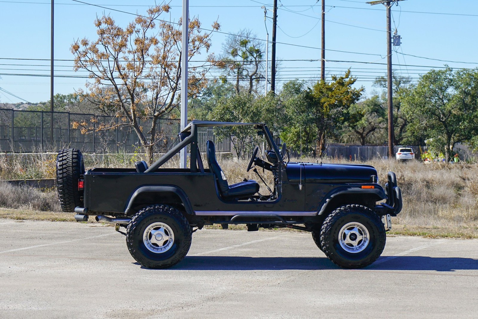 Jeep-CJ-1981-Other-10