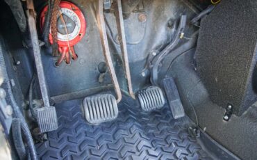 Jeep-CJ-1981-Other-17