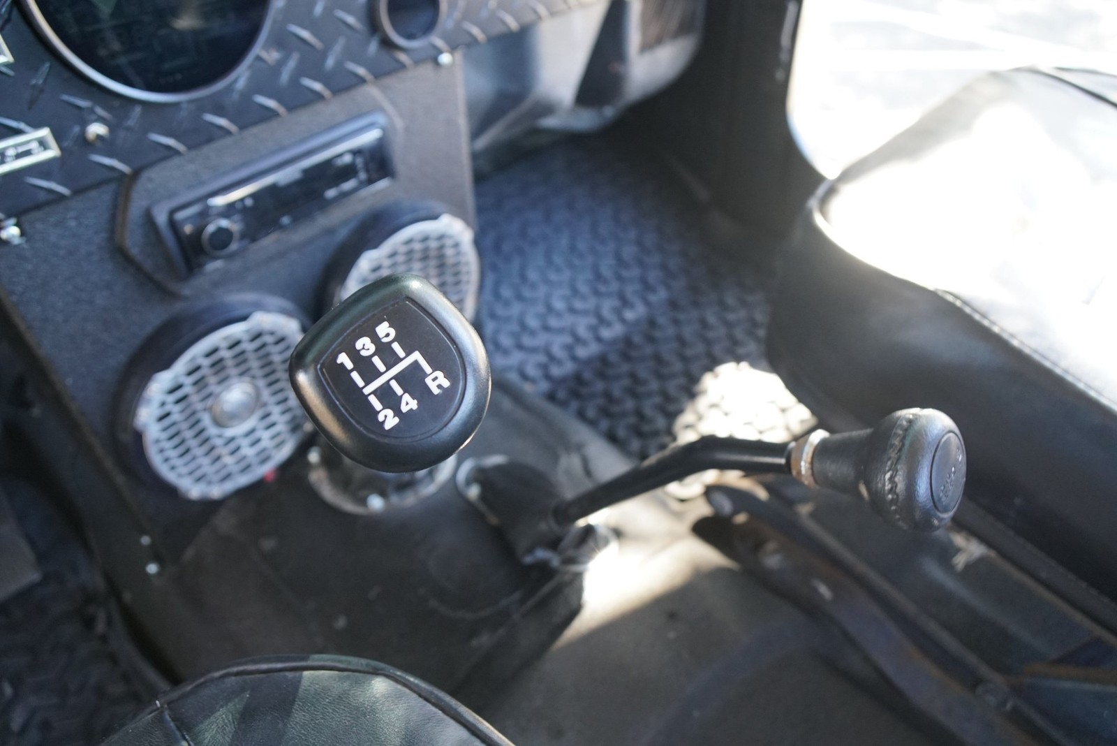 Jeep-CJ-1981-Other-22