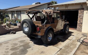 Jeep-CJ-7-1979-SUV-3