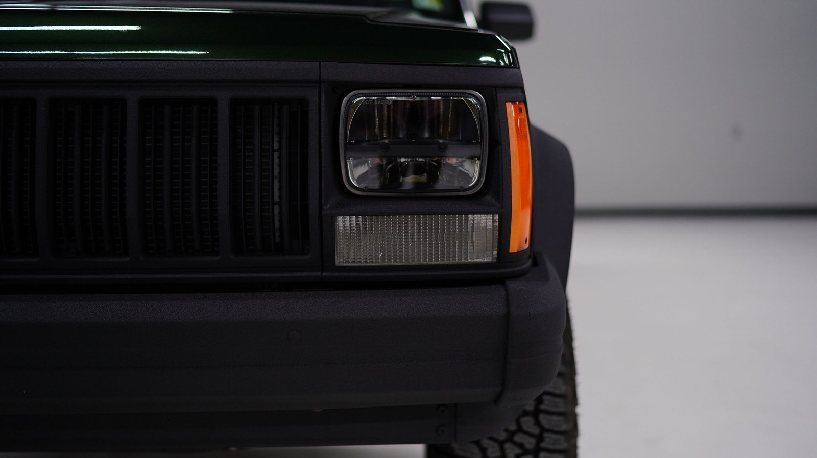 Jeep-Cherokee-1995-SUV-19