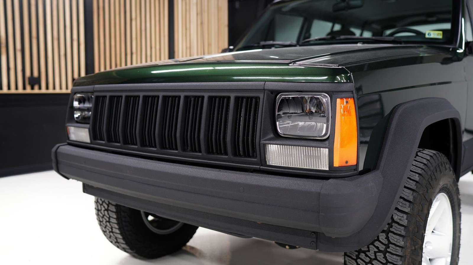 Jeep-Cherokee-1995-SUV-20