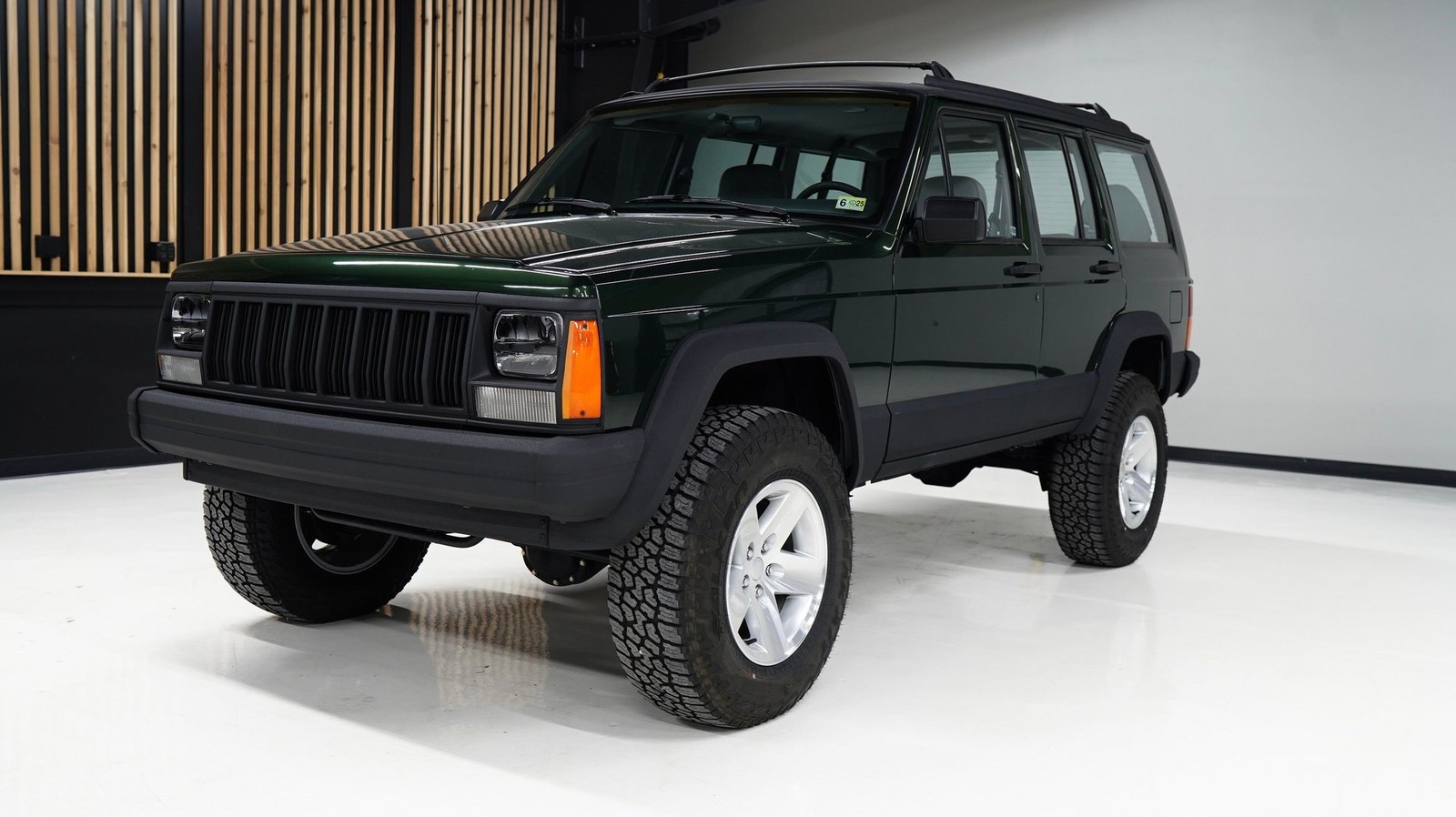 Jeep Cherokee 1995 SUV