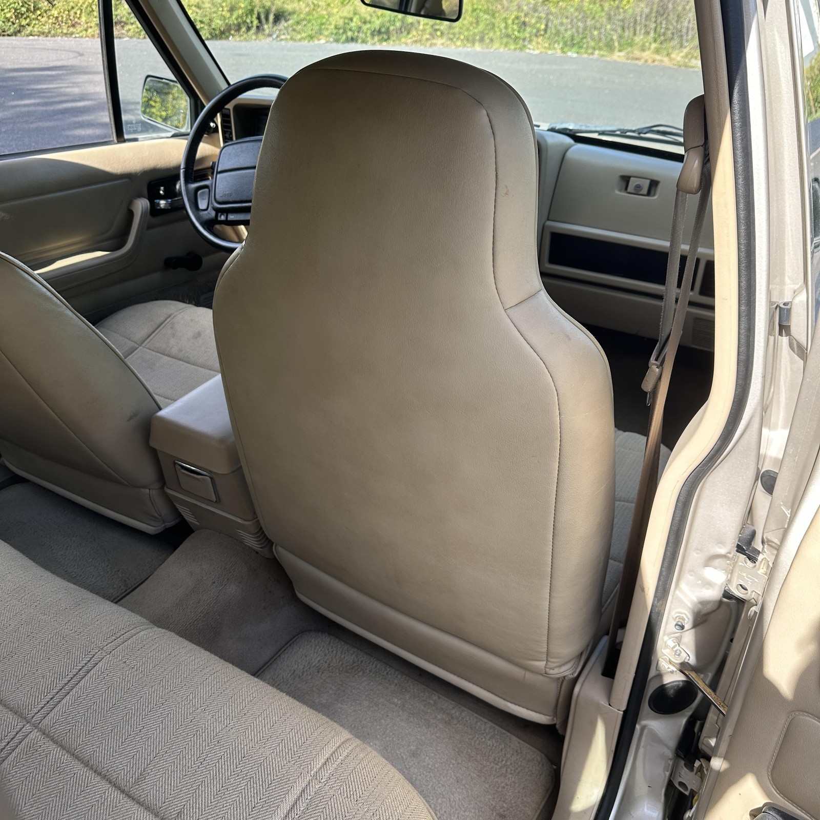 Jeep-Cherokee-1996-SPORT-UTILITY-4-DR-20