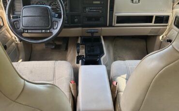 Jeep-Cherokee-1996-SPORT-UTILITY-4-DR-25