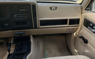 Jeep-Cherokee-1996-SPORT-UTILITY-4-DR-35