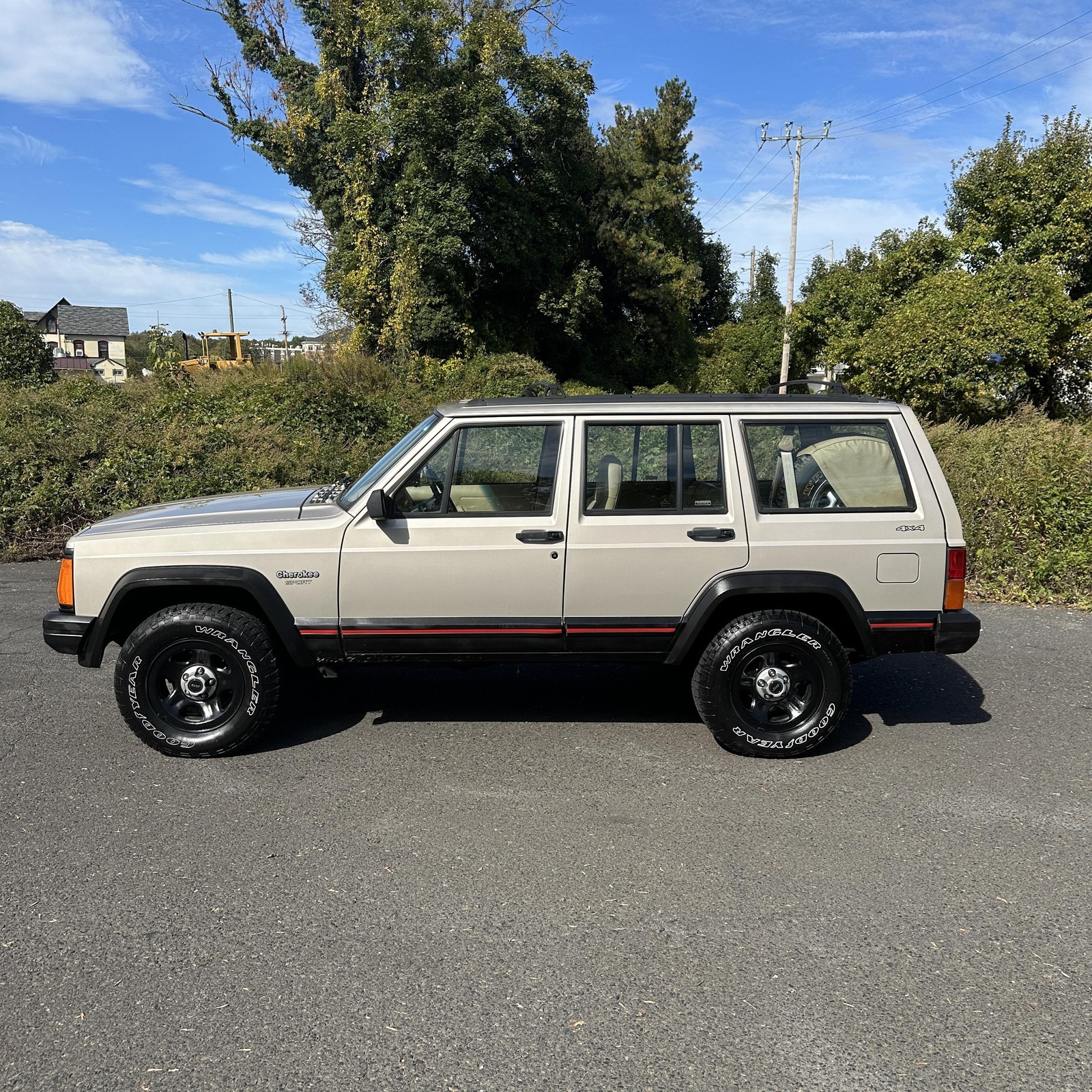 Jeep-Cherokee-1996-SPORT-UTILITY-4-DR-7