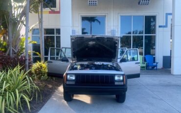 Jeep-Cherokee-1996-SUV-16