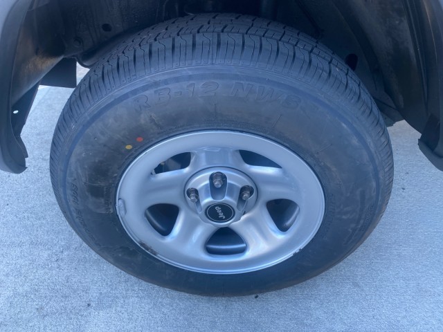 Jeep-Cherokee-1996-SUV-19