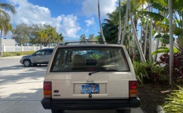 Jeep-Cherokee-1996-SUV-6
