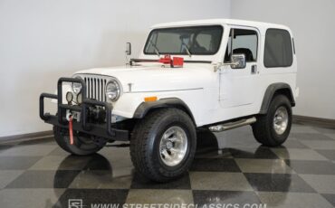 Jeep-Cj7-1982-White-Black-12