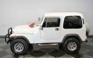 Jeep-Cj7-1982-White-Black-14