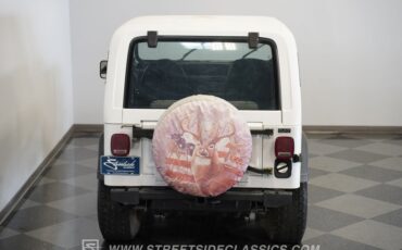 Jeep-Cj7-1982-White-Black-34