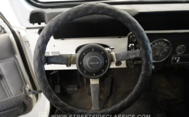 Jeep-Cj7-1982-White-Black-46