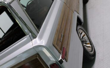 Jeep-Grand-Wagoneer-1986-SUV-20