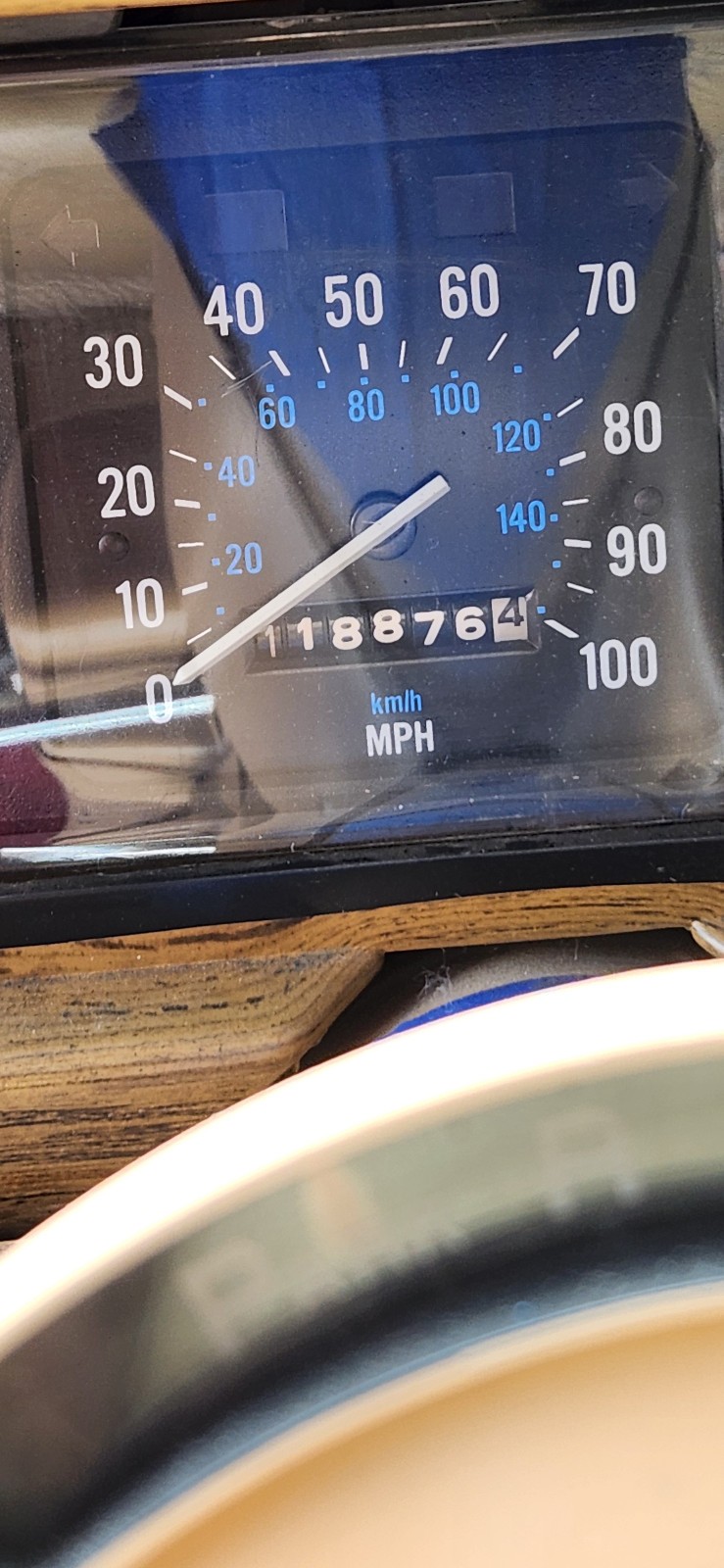 Jeep-Grand-Wagoneer-1987-SUV-6