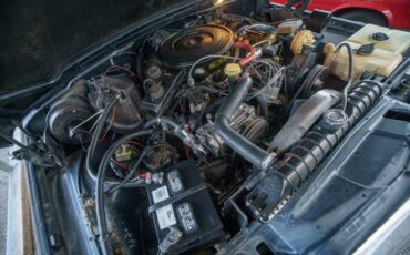 Jeep-Grand-Wagoneer-1988-SUV-20