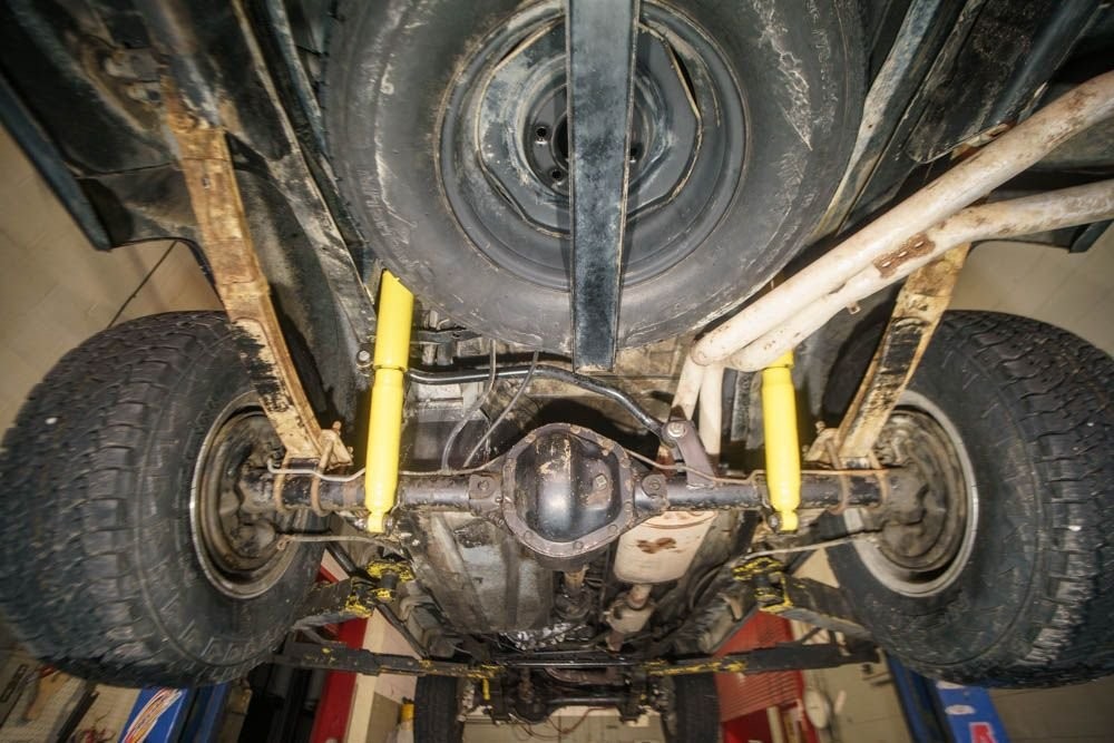 Jeep-Grand-Wagoneer-1988-SUV-22