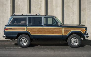 Jeep-Grand-Wagoneer-1988-SUV-25