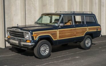 Jeep-Grand-Wagoneer-1988-SUV-30