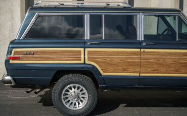 Jeep-Grand-Wagoneer-1988-SUV-33