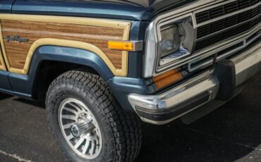 Jeep-Grand-Wagoneer-1988-SUV-38