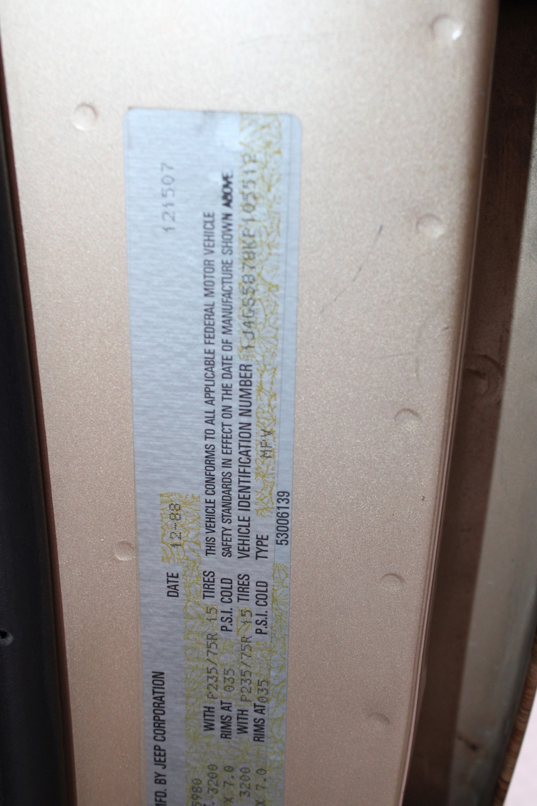 Jeep-Grand-Wagoneer-1989-SUV-27