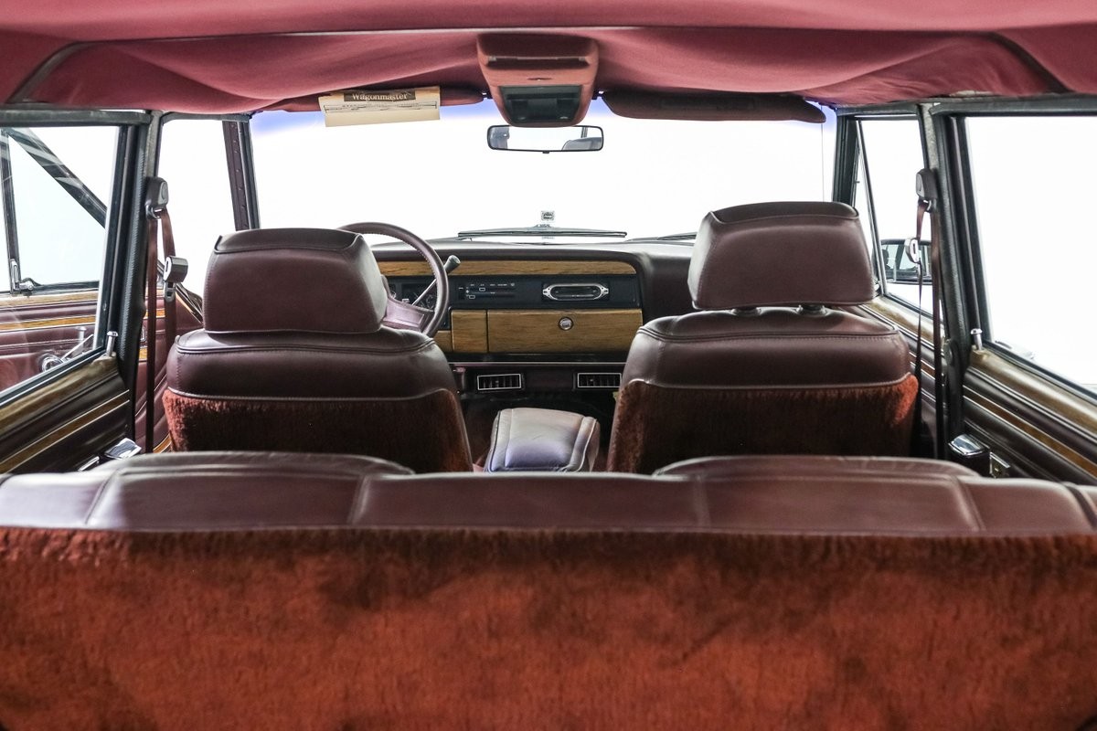 Jeep-Grand-Wagoneer-1989-Station-Wagon-16