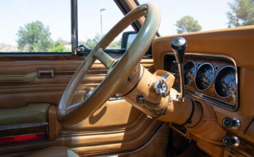 Jeep-Grand-wagoneer-1985-Sand-Tan-25