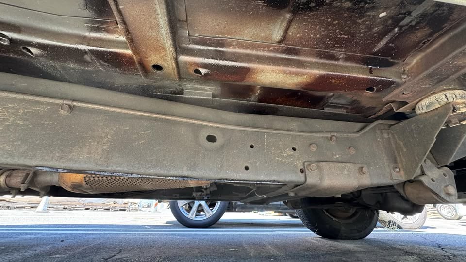 Jeep-J10-1985-Standard-Cab-Pickup-15