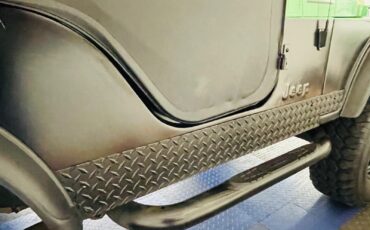 Jeep-Jeep-1981-SUV-24