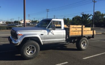 Jeep-Jeep-Truck-1984-1