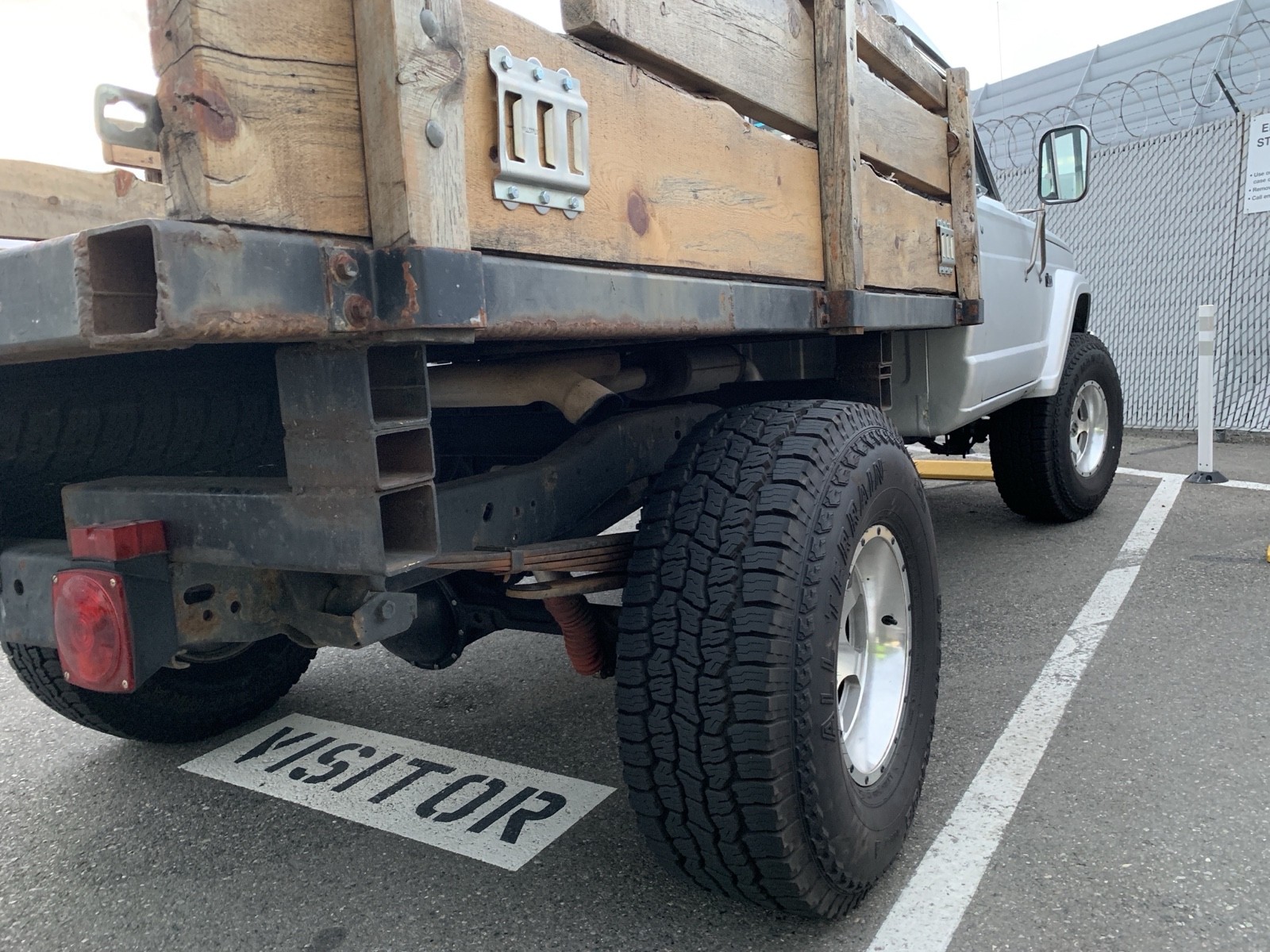 Jeep-Jeep-Truck-1984-10