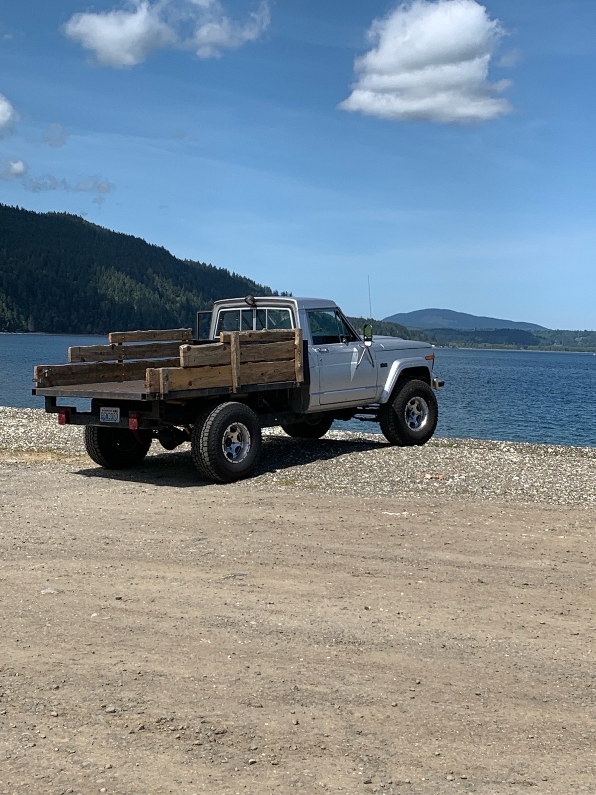 Jeep-Jeep-Truck-1984-4