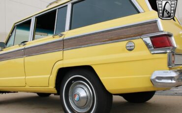 Jeep-Wagoneer-1976-other-11